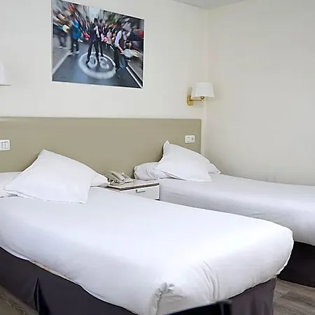 Hotel Plaza Vigo